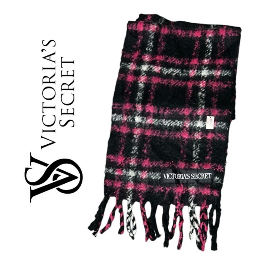 Victoria’s Secret NWT‎ Black and Fuschia Scarf